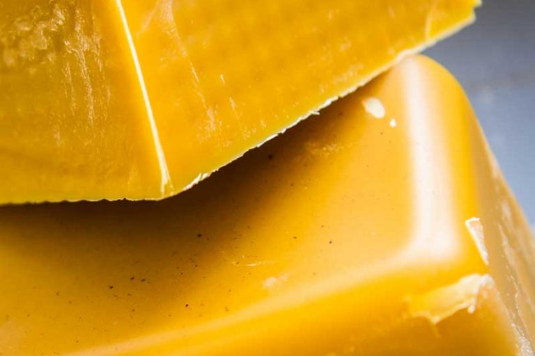 Bienenwachsbarren vomWaschberg